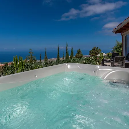 Hibisco, Jacuzzi Y Vistas Al Atlantico Villa