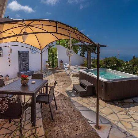 Hibisco, Jacuzzi Y Vistas Al Atlantico 别墅 阿德耶